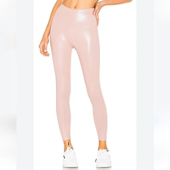 Beyond Yoga, Pink Pearlized High Waisted 7/8 Legging Brazen Blush Size Small - Picture 3 of 11